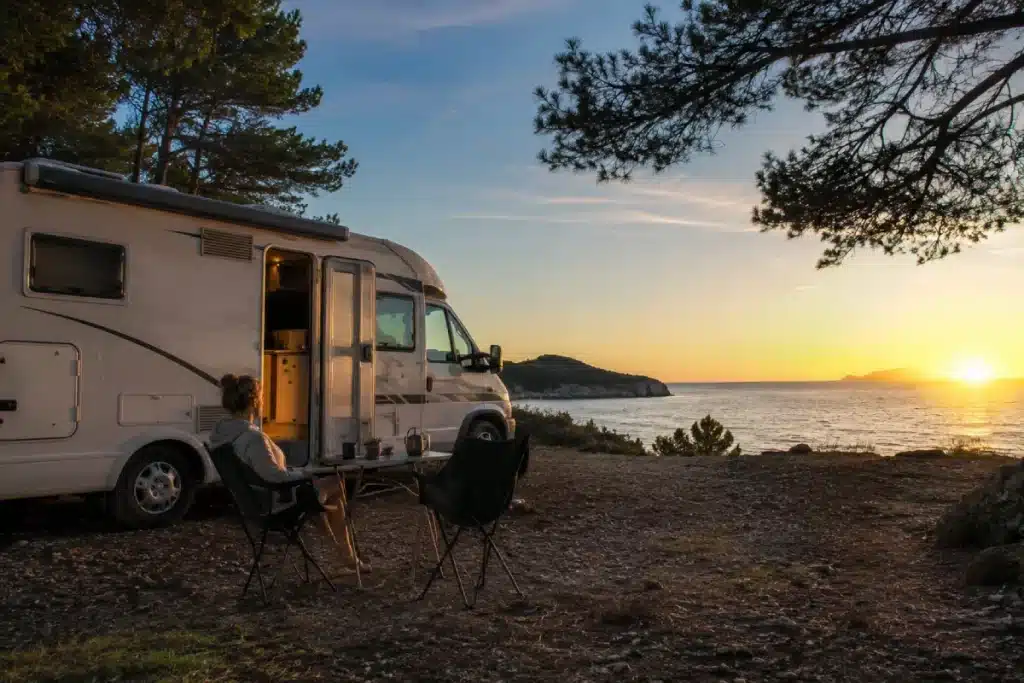 Vivre dans un camping-car : est-on considéré comme SDF ?